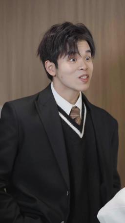 أصبحت الفتاة السمينة جميلة وقوية بعد أن ارتبطت بالنظام episode 70