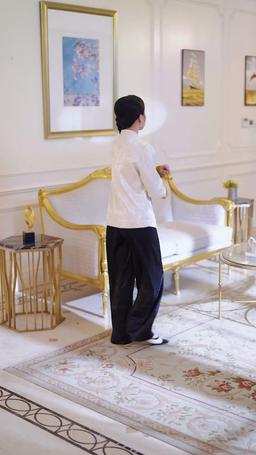 Clinging to My Alpha Mom episode 15