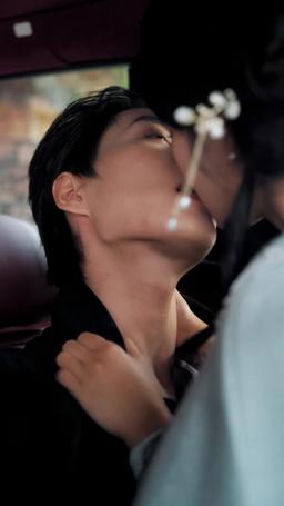 Manfaatkan Dia, Jatuh Cinta Padanya episode 22