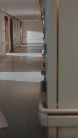 ราชินีผู้หลั่งน้ำตา episode 1