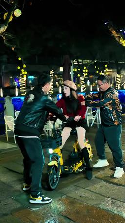 Mrs. Strauss Is Not An Intern episode 37