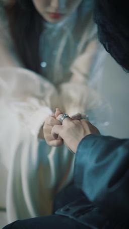 El Anillo de Dios Rico episode 79