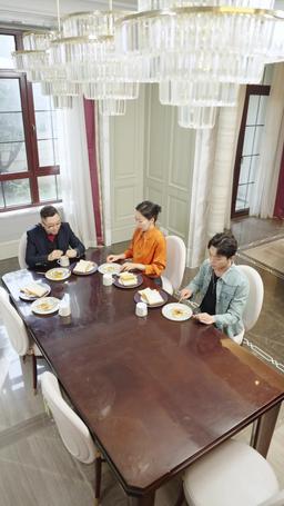 Işığın Girdiği Yer episode 11