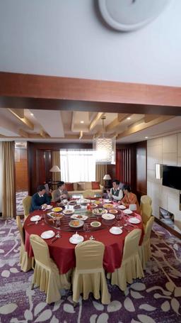 同級生のお母さんと話し合いの後、恋愛攻略システム全開！ episode 7