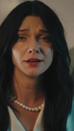 Falling For Her Bodyguard episode 3