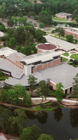 Miliarder-sprzątacz powraca! episode 1