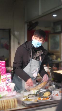 Pan Zhang Teraz Jest w 2024 Roku episode 7