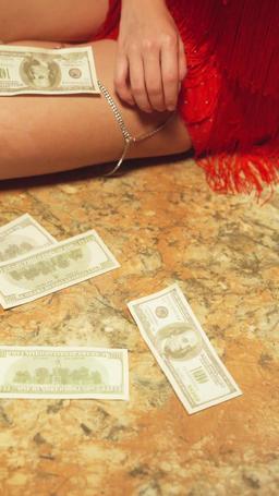 Love by Confinement episode 8