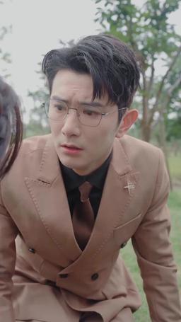 踹翻渣男後，首富千金馬甲藏不住了 episode 81