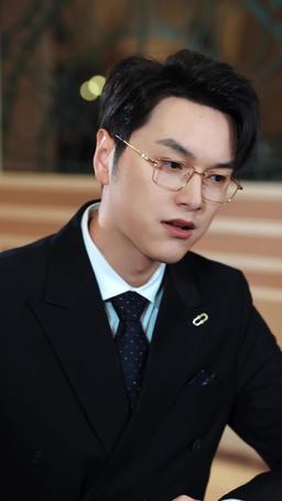 Delivery King and Mafia Queen episode 19