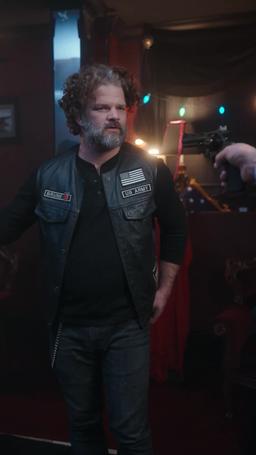 [Dublajlı] Para, Silahlar ve Mutlu Noeller episode 36