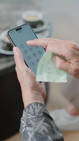 閃婚成寵首富大佬愛上我 episode 2