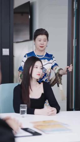 Yeni Stajyer CEO'nun Şımarık Karısı episode 42