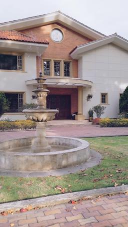 La virgen y el millonario episode 9