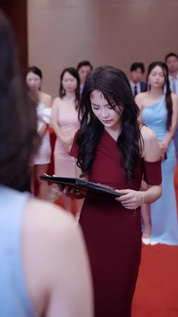 親媽壽宴上女兒美颯全場 episode 23