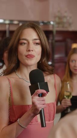 La Estríper Virgen y El Jugador Estrella de Hockey episode 70