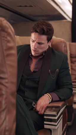 The Hidden Billionaire in First Class episode 14