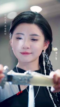 Clinging to My Alpha Mom episode 8