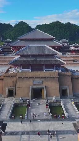 [Doppiaggio] La lancia rossa per mia moglie episode 1