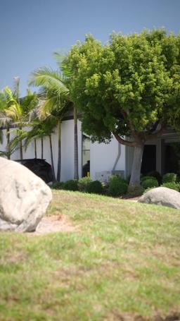 Ratu Lapangan Tenis episode 19