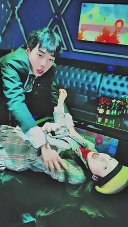 Mrs. Strauss Is Not An Intern episode 18