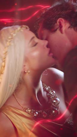 Sangue e Argento: L’Ascesa di Aurora episode 13