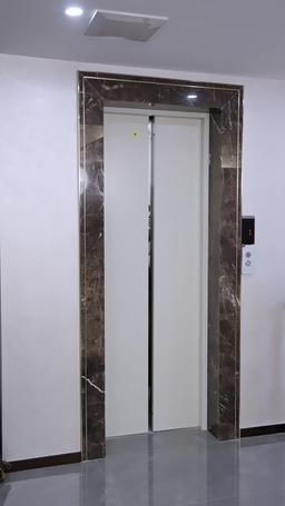 Oddio! La Moglie Della Superstar Lavora Qui episode 32