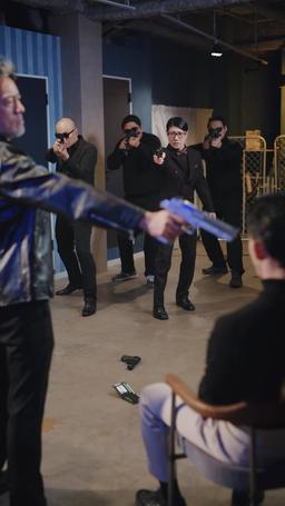 돈, 총 그리고 메리 크리스마스 episode 36