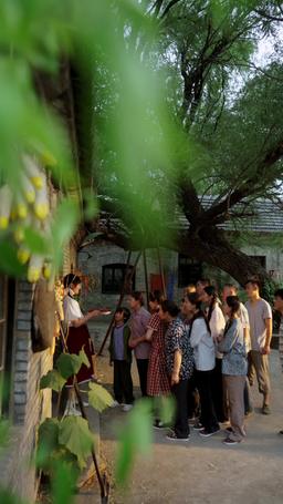 شريرة السبعينيات وعائلة لا تُقهر episode 27