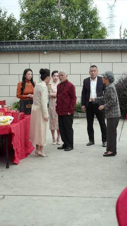 Trzy Córki Składające Życzenia z Okazji Urodzin episode 6