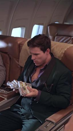 Le Milliardaire Secret en Première Classe episode 17