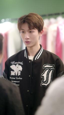 Pan Zhang Teraz Jest w 2024 Roku episode 8