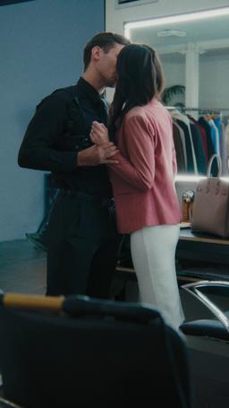 Falling For Her Bodyguard episode 7