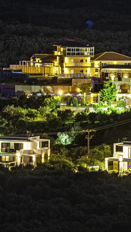 That Makes Two of Us episode 40