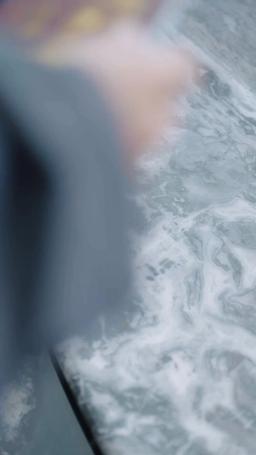 Yeni Stajyer CEO'nun Şımarık Karısı episode 8