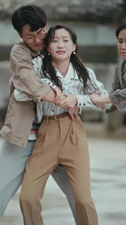 Dalle ceneri, risorgiamo episode 12