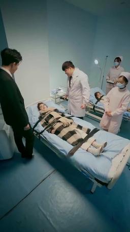 離婚後我被五個哥哥寵上天 episode 11