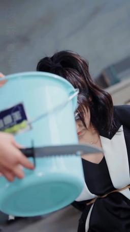 踹翻渣男後，首富千金馬甲藏不住了 episode 89