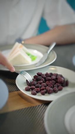 Pernikahan Palsu, Rahasia Terbuka episode 23