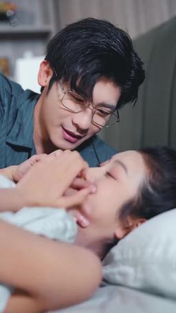 Vertragsliebe mit dem Rollstuhl-Onkel meines Verlobten episode 33