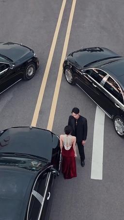 巔峰丐婿從被美女姐姐撿回家開始 episode 17