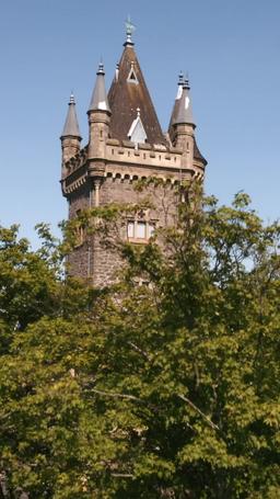 Comment Embrasser un Vampire episode 53