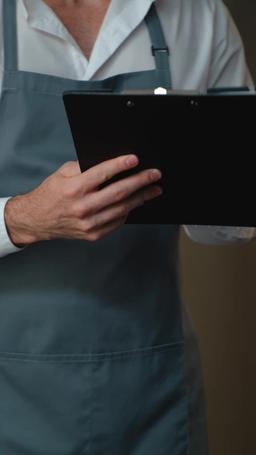 La boss affronta i bulli di Las Vegas! episode 53