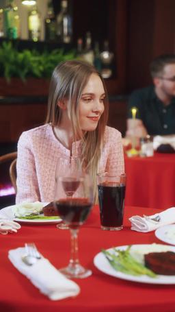 The Billionaire Married a Homeless Girl episode 22