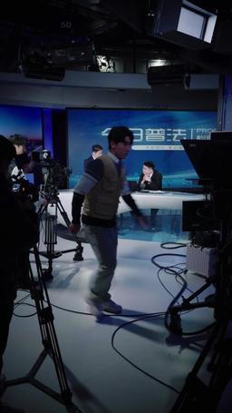 Yalanlarla Yaşa: Skandal Şov episode 49