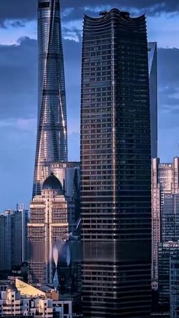 網戀奔現後被總裁掐腰寵 episode 28