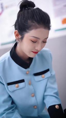 Vertragsliebe mit dem Rollstuhl-Onkel meines Verlobten episode 25