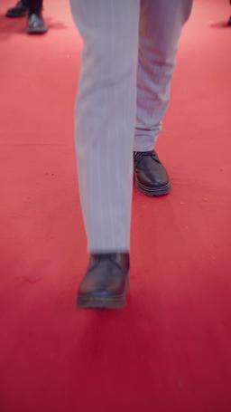 離婚你歡呼，破產了你哭什麼 episode 23