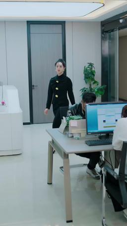 與鳳行之大小姐歸來 episode 18