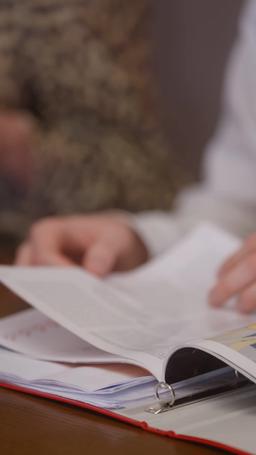 D'un mannequin séduisant à un PDG milliardaire episode 65